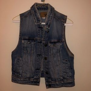 Sleeveless AE Jean Jacket